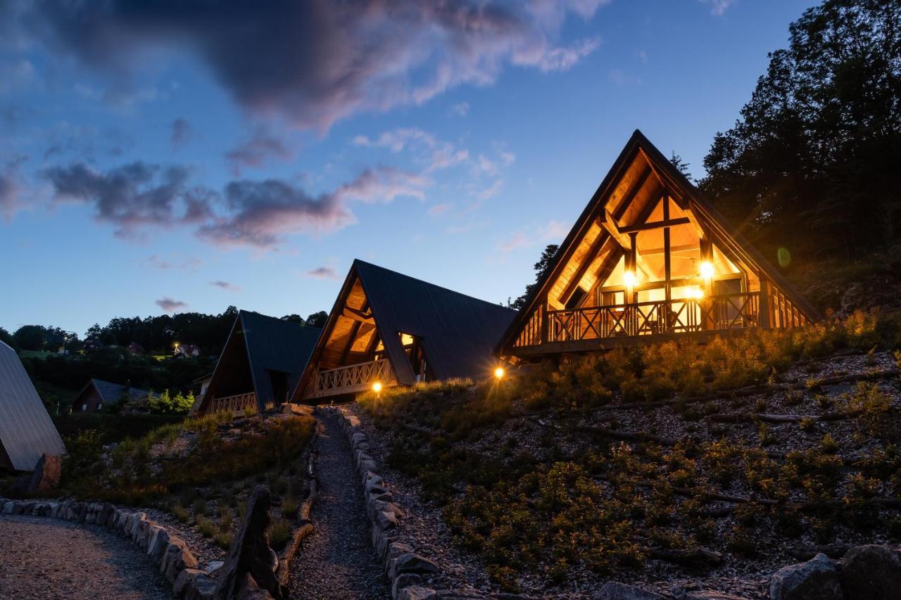 Chalets Na'Thur Lodge Fellering Exterior photo